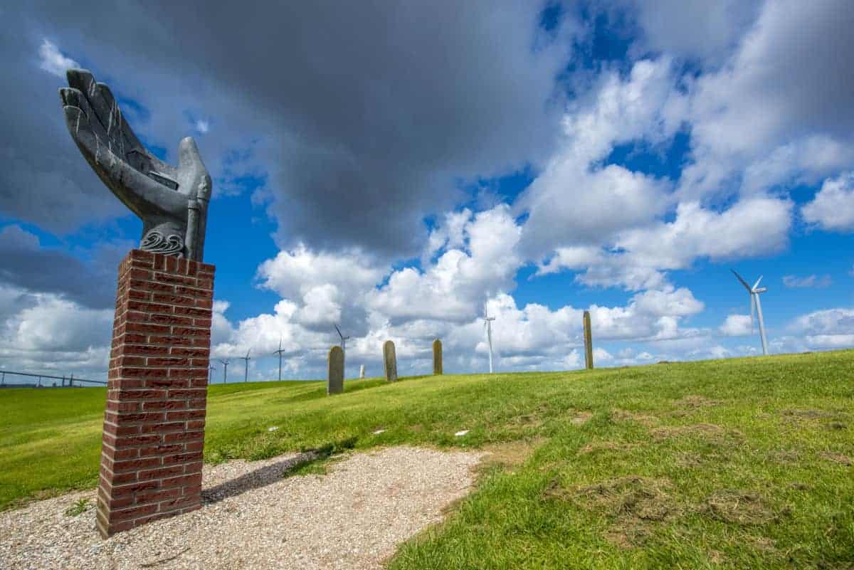 Monument bij Oterdum Monument bij Oterdum tijdens fotoreis Waddenkust