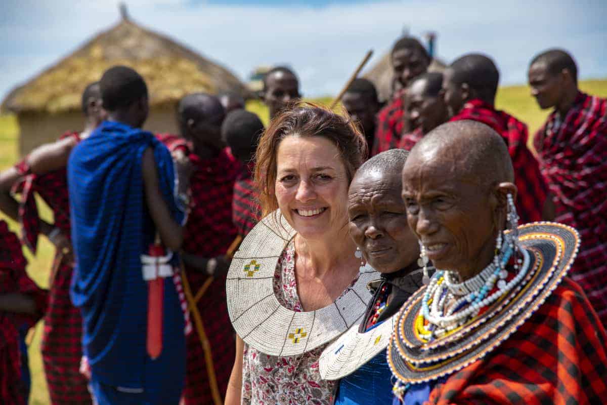 Fotoreis Afrika Tanzania 58 Astrid bij de Masai