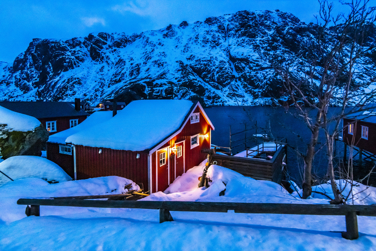Nusfjord in het blauwe kwartiertje Fotoreis Lofoten