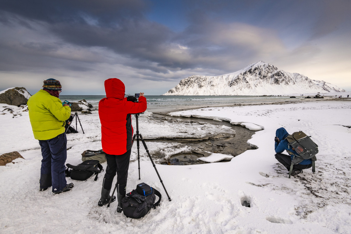 Fotoreis Lofoten deelnemers in actie 4 Deelnemers in actie tijdens de fotoreis Lofoten