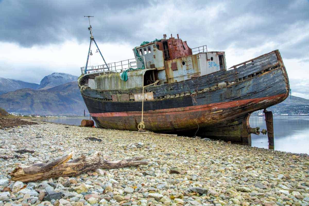 Fotoreis Schotland - Corpach Shipwrek met boomstronk Fotoreis Schotland - Corpach Shipwrek met boomstronk