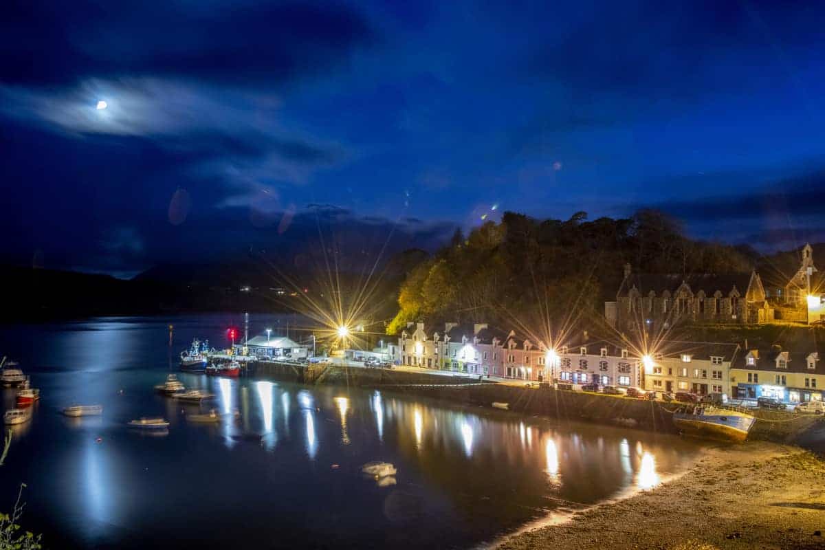 Fotoreis Schotland - Portree bij avond Fotoreis Schotland - Portree bij avond