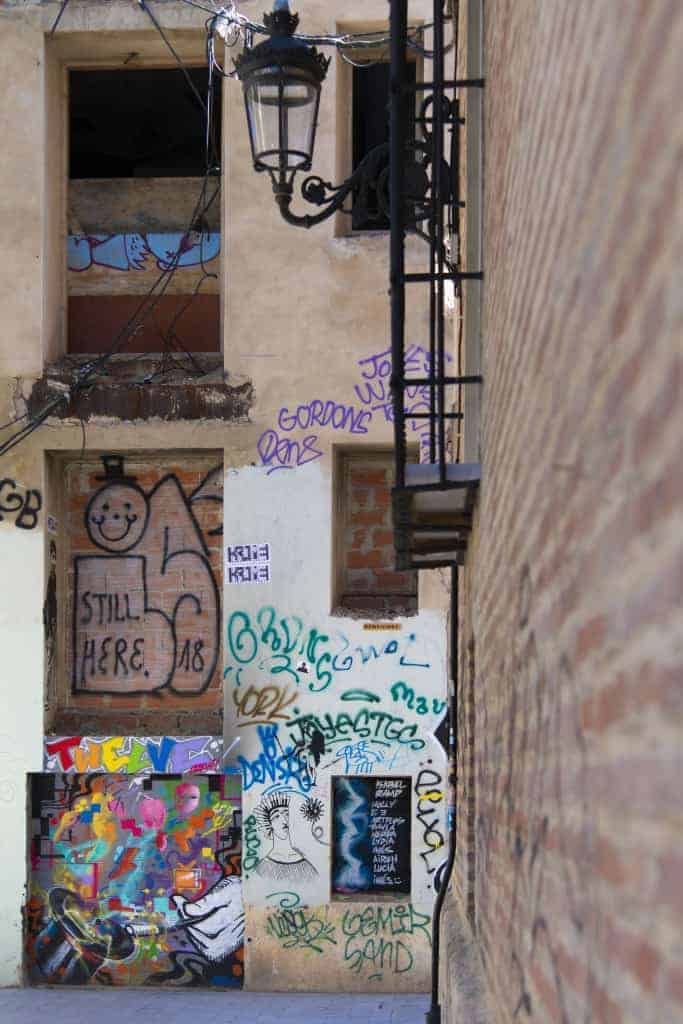 Fotoreis Valencia - muur graffiti Fotoreis Valencia - muur graffiti