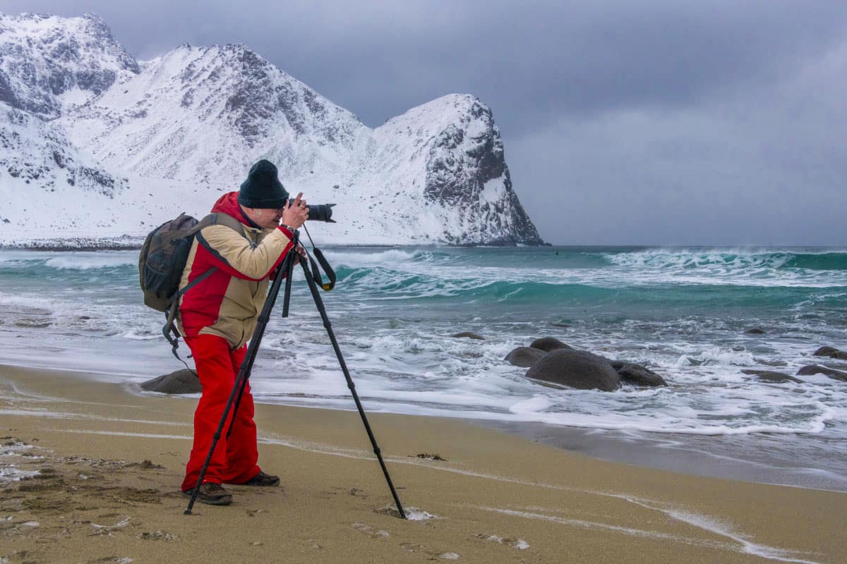Fotoreizen Lofoten deelneemrs in actie 20 Hans de Geus tijdens de fotoreis Lofoten