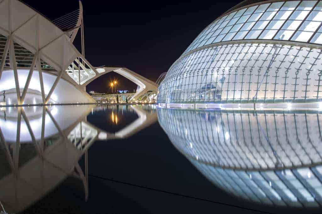 Fotostedentrip Valencia avondfoto Ciutat de las Artes Fotostedentrip Valencia avondfoto Ciutat de las Artes