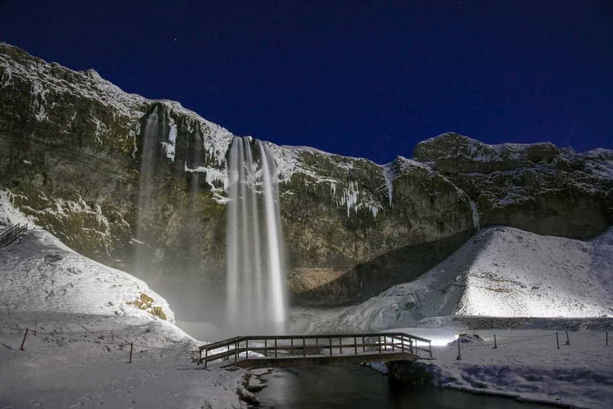 Fotoreis IJsland verlichte Seljalandfoss