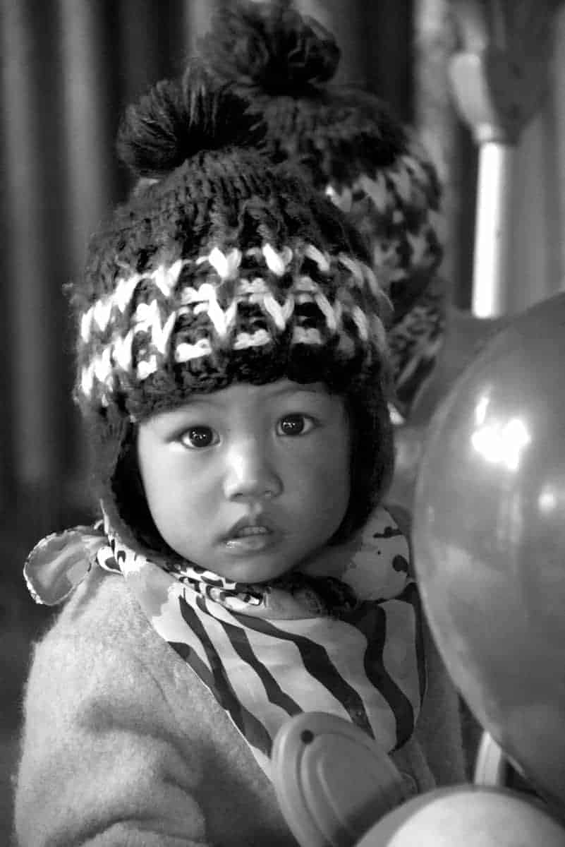 Kindje Mai Chau zw-w Kindje Mai Chau zw-w