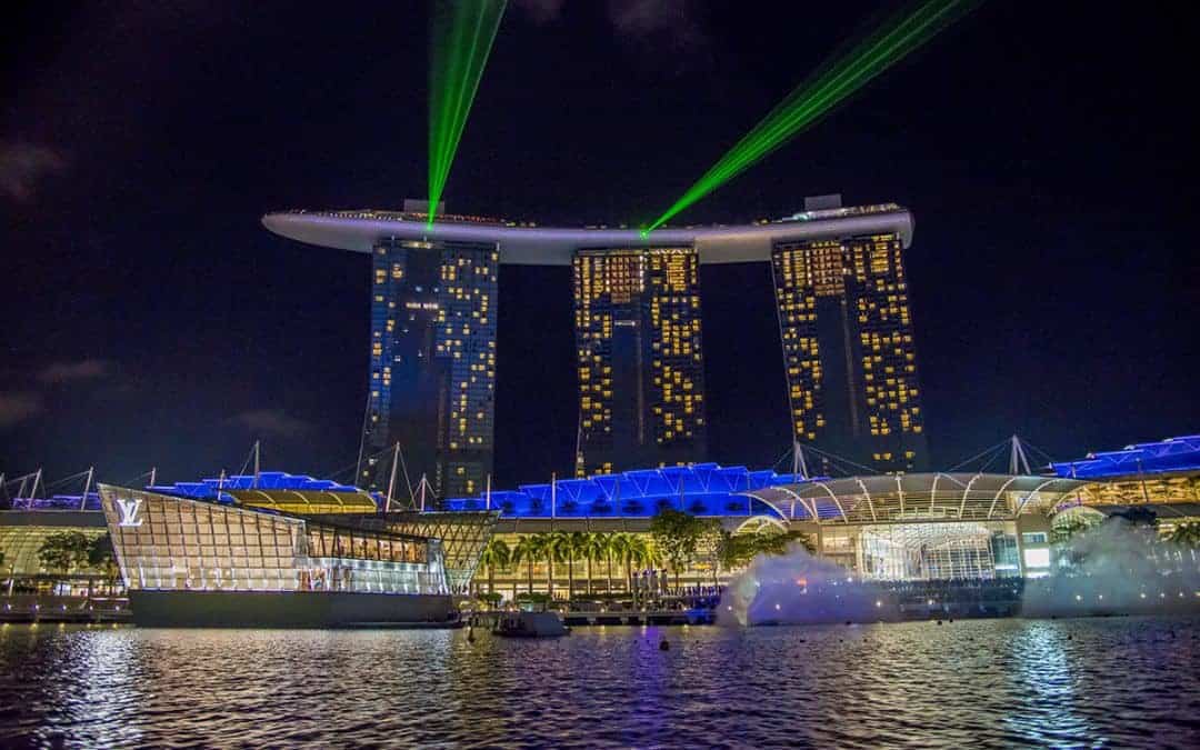 Lichtshow-vanaf-Sandbeach-hotel-Singapore-1080x675 Lichtshow vanaf Sandbeach hotel - Singapore