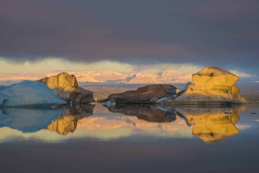 Fotoreis IJsland ochtendzon op ijsschotsenmeer Jökulsárlón